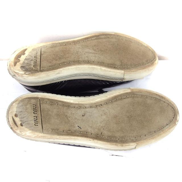 miu miu（ミュウミュウ） スニーカー ローカット メタルトゥ エナメル