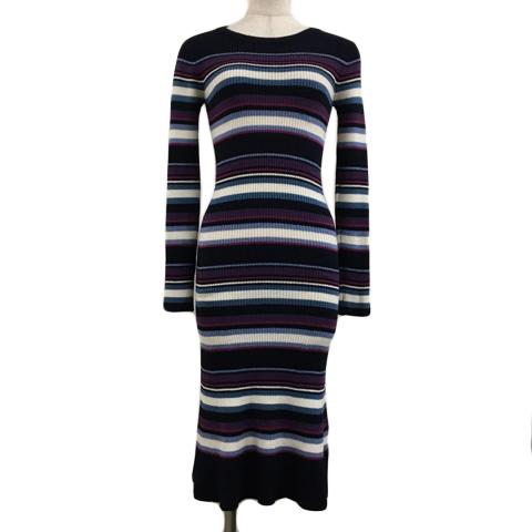 Apuweiser-riche ドッキングニットワンピース スタッフコーディネート】襟ドッキングニットワンピース｜miki｜Arpege