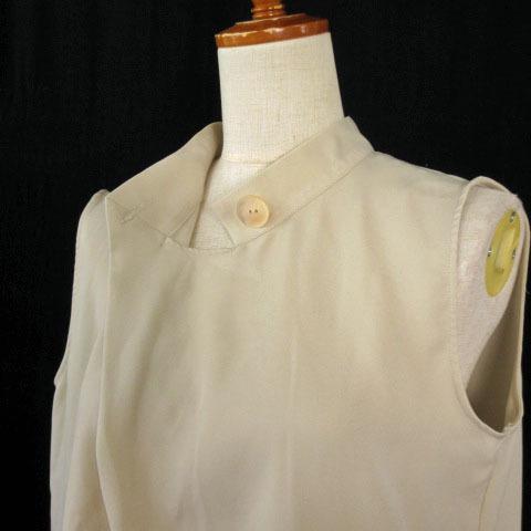 新品 emmi atelier ハイネックノースリブラウス ベージュ emmi atelier エミ ハイネックノースリブラウス 1 ベージュ レディース