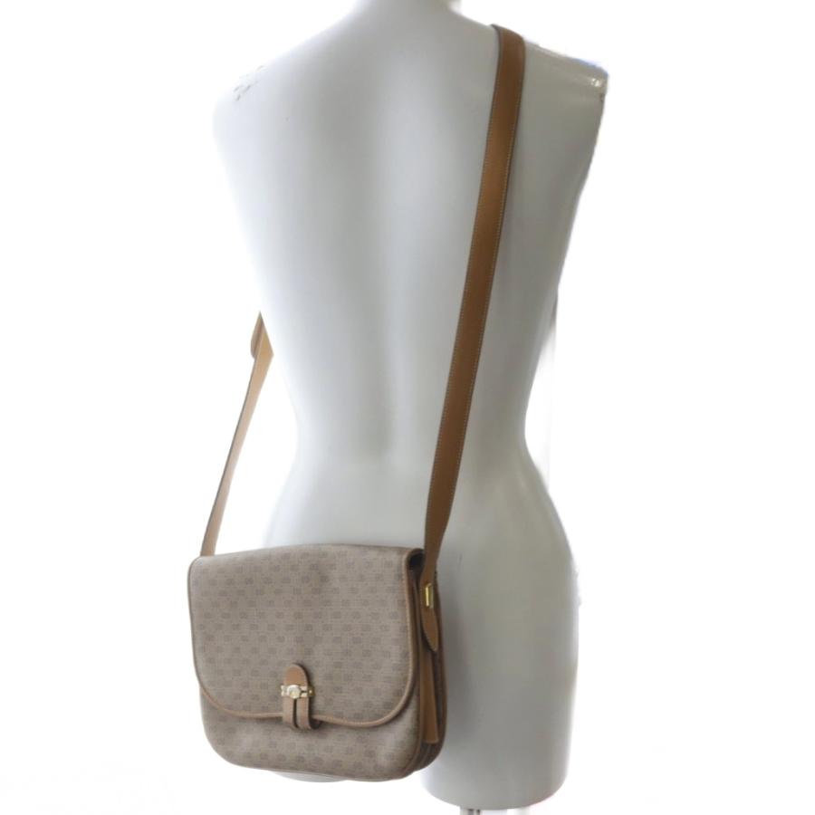 GUCCI（グッチ） オールドグッチ ヴィンテージ GG柄 フラップ