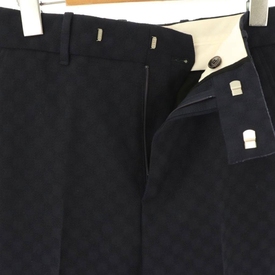 GUCCI（グッチ） パンツ スラックス ストレート センタープレス