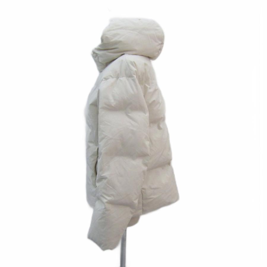 ユニクロ（UNIQLO） ダウンジャケット ミドル丈 フード付き M オフ