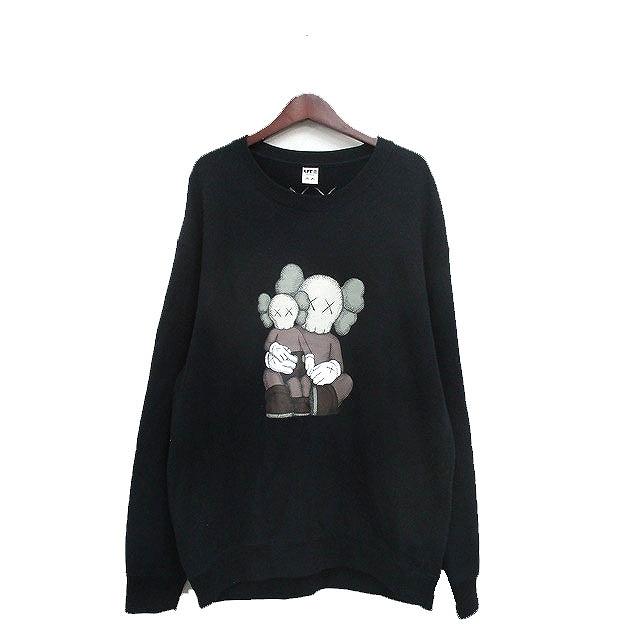 ユニクロ（UNIQLO） × KAWS コラボ UTコレクション トレーナー