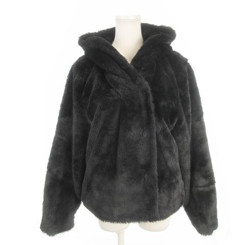 AZUL BY MOUSSY（アズールバイマウジー） フェイクファージャケット 