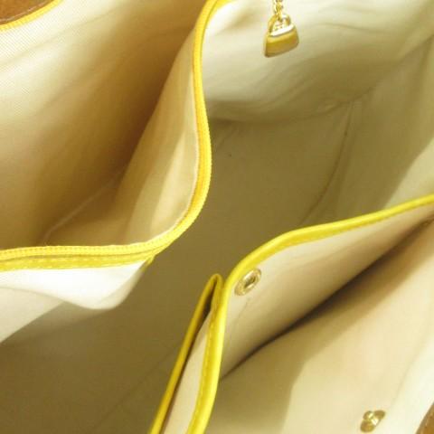 新品 kitamura イエロー ×アイボリー トートバッグ Kitamura（キタムラ） トートバッグ ハンドバッグ レザー 革