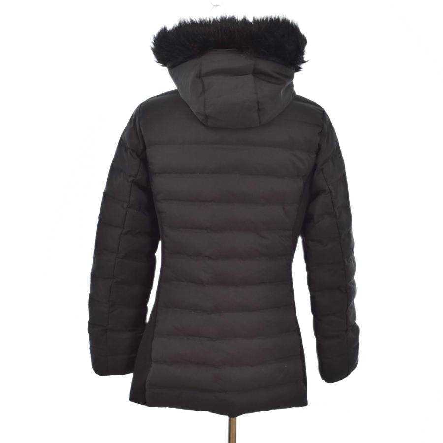 ZARA ファー付きブラックダウンジャケット ZARA（ザラ） ダウンコート ファーフード付き ジップアップ ハイネック