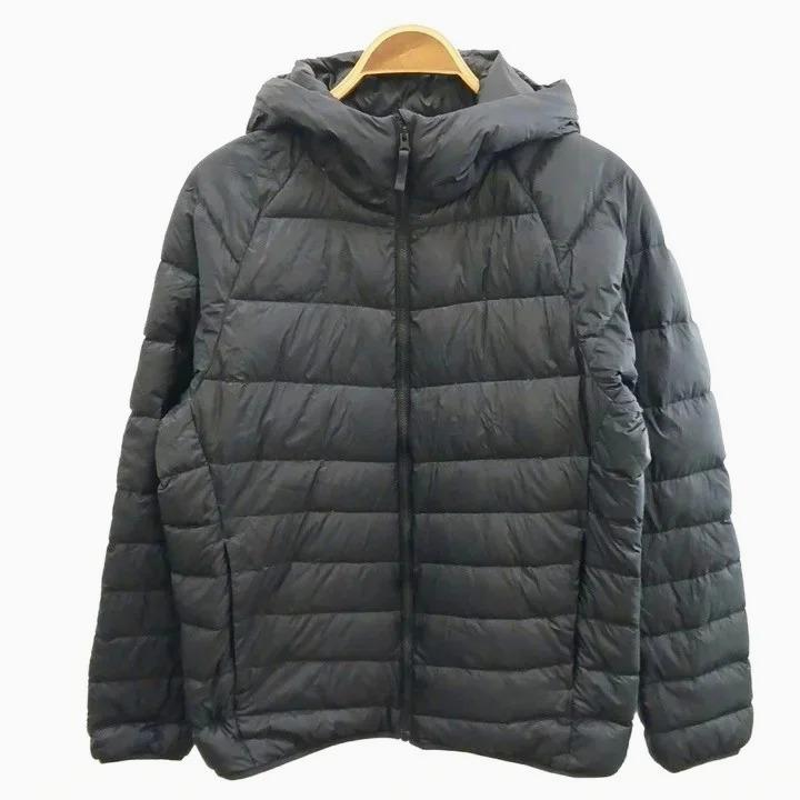 ユニクロ（UNIQLO） 中綿ジャケット 上着 M 黒 ブラック フード付き 