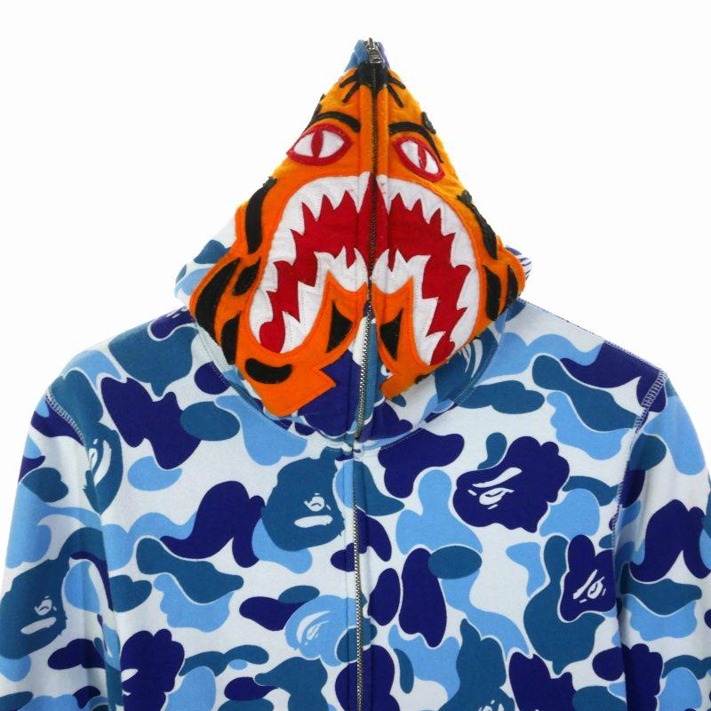 A BATHING APE ア ベイシング エイプ BAPEロゴ総柄 パーカー A BATHING APE｜ア ベイシング エイプのパーカー（その他総柄）通販