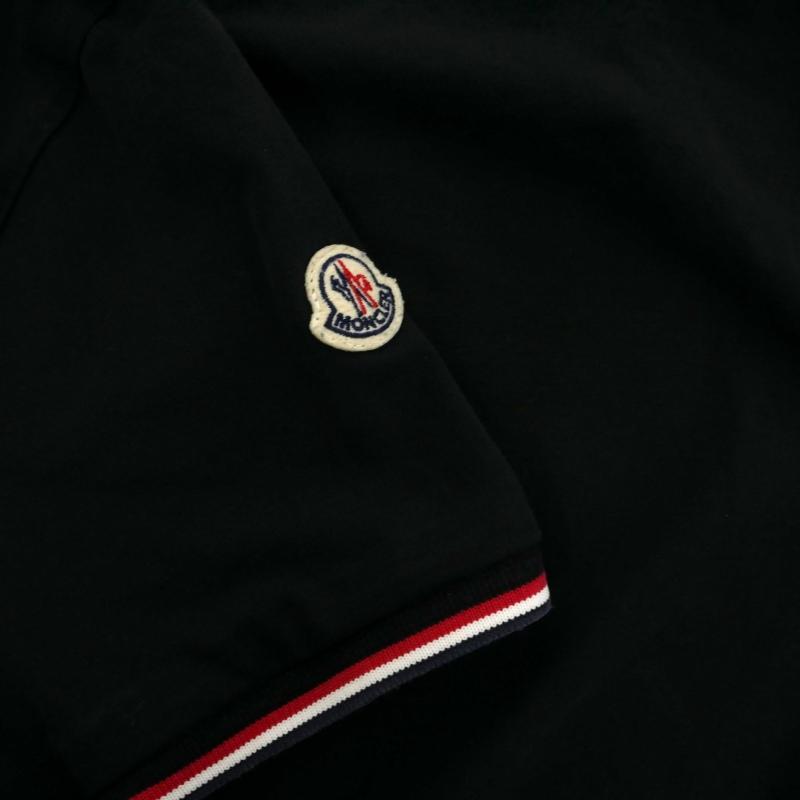 【中古】モンクレール MONCLER MAGLIA T-SHIRT Tシャツ カットソー 半袖 XS ブラック 黒 F10918C71600 メンズ MONCLER（モンクレール） MONCLER MAGLIA T-SHIRT Tシャツ カットソー