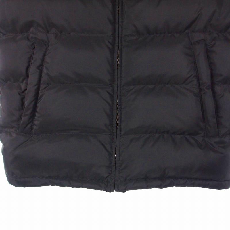 PRADA ブラック ダウンベスト　48 PRADA（プラダ） PRADA DOWN VEST ダウンベスト ロゴプレート 48