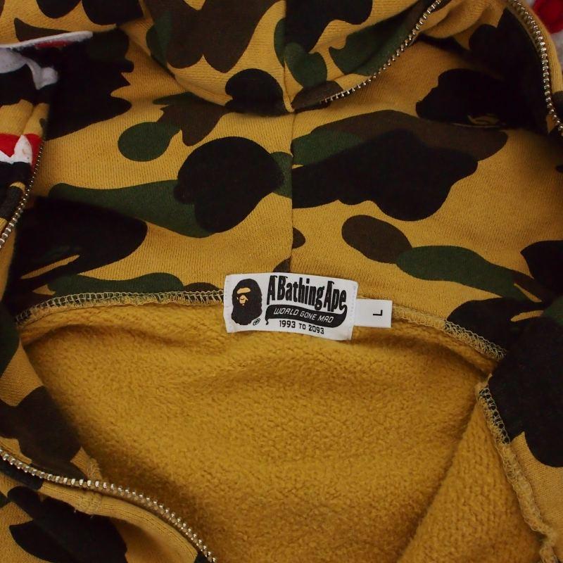 A BATHING APE（アベイシングエイプ） A BATHING APE 1ST CAMO SHARK