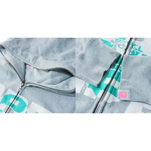 アベイシングエイプ A BATHING APE × KAWS スウェット パーカー 
