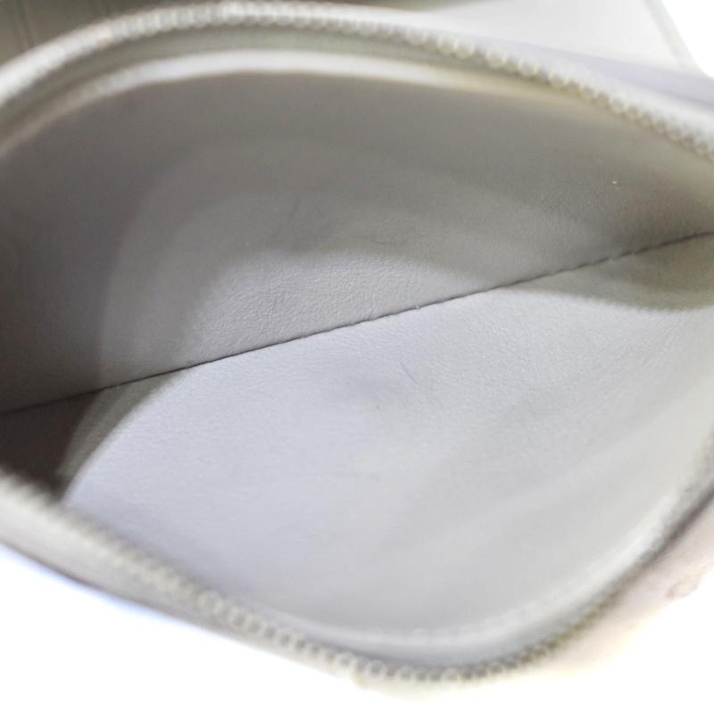 ルイヴィトン LOUIS VUITTON カプシーヌ コンパクト ウォレット 二