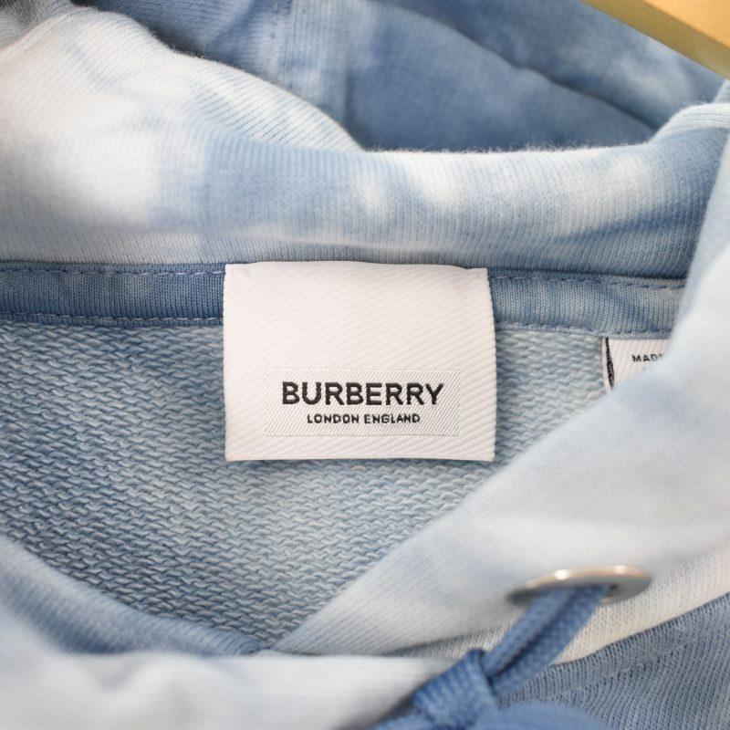 バーバリー BURBERRY LONDON ENGLAND シャーク ロゴ タイダイ パーカー 