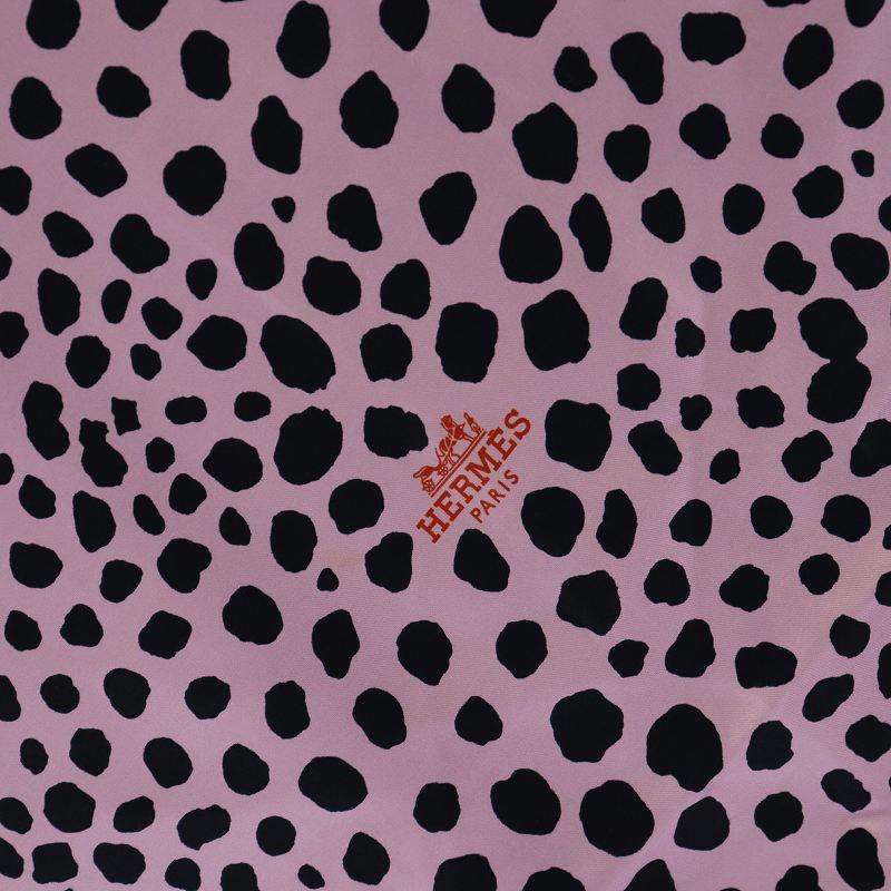 HERMES（エルメス） トライアングル ジェアン スカーフ レオパード