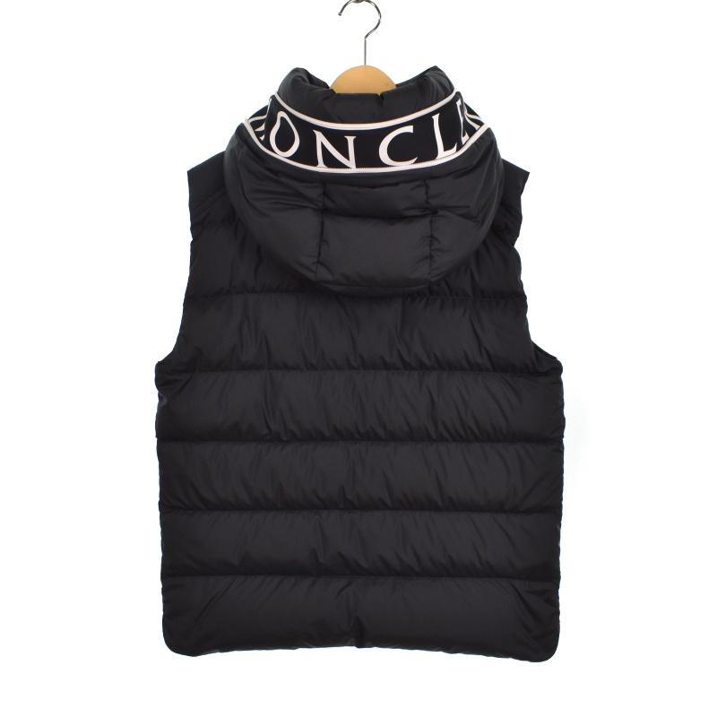 新品【定価32万】MONCLER RODEIA レザー ライダース ダウンベスト 新品【定価32万】MONCLER RODEIA レザー ライダース ダウンベスト