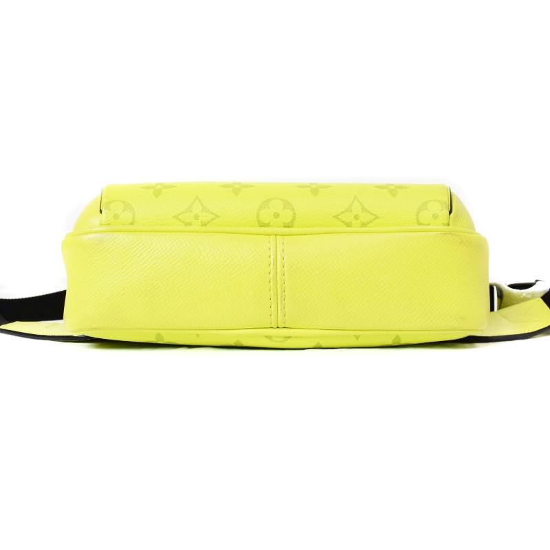 LOUIS VUITTON（ルイ・ヴィトン） モノグラム タイガラマ バムバッグ