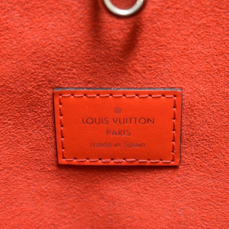 LOUIS VUITTON（ルイ・ヴィトン） エピ ネヴァーフルMM ポーチ付き