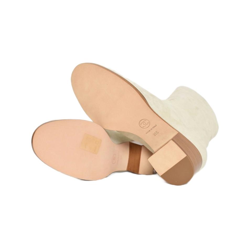 【中古】未使用品 シャネル CHANEL ロングブーツ スエード ココマーク 36 アイボリー G27305X02868 ☆AA★ CHANEL（シャネル） 未使用品 ロングブーツ スエード ココマーク 36