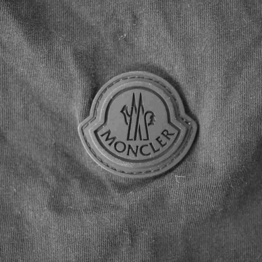 【中古】モンクレール MONCLER 23SS Tシャツ 半袖カットソー プリント ロゴ 穴あり S 黒 J10918C00028 89A17 メンズ MONCLER（モンクレール） MONCLER 23SS Tシャツ 半袖カットソー