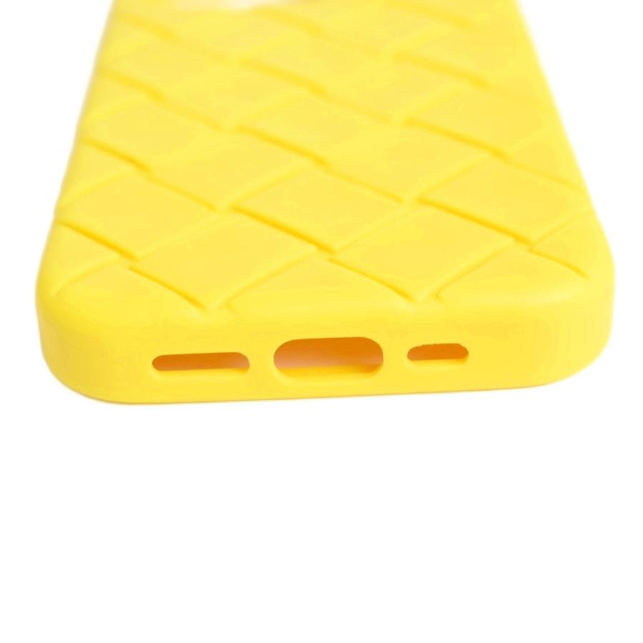 BOTTEGA VENETA iPhone13 シリコンラバーケース イエロー BOTTEGA VENETA（ボッテガ・ヴェネタ） イントレチャート シリコン