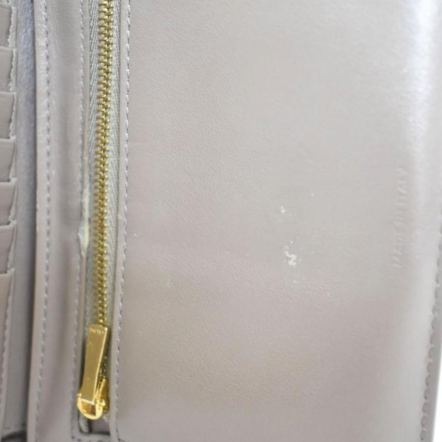 CELINE（セリーヌ） ミディアムストラップウォレット 二つ折り財布