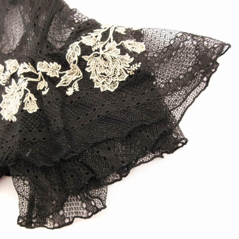 リリーブラウン Lily Brown フラワー刺繍ロンパース オールインワン