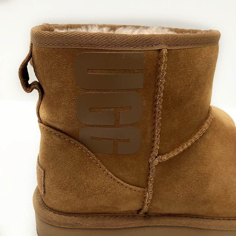 アグ UGG クラシック ミニ ラバーロゴ ムートンブーツ 裏ボア 1108231
