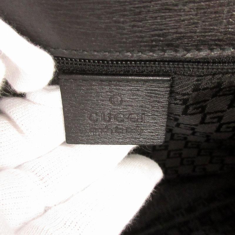 GUCCI（グッチ） ショルダーバッグ 肩掛け チェーン フロントジップ