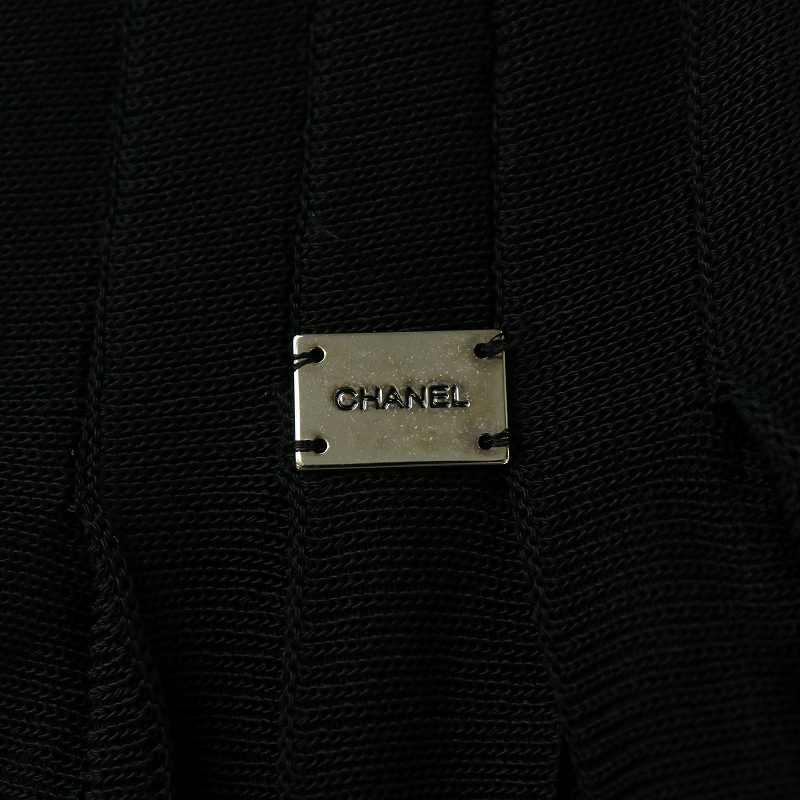 CHANEL（シャネル） ニットプリーツスカート ひざ丈 ロゴプレート