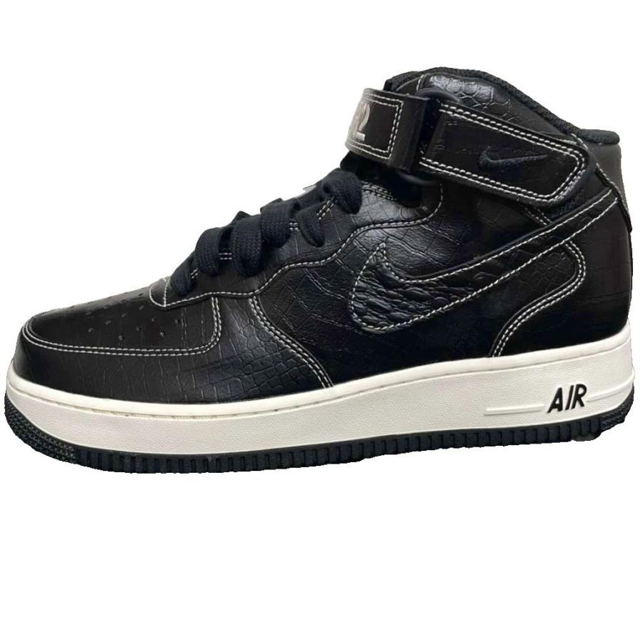 NIKE（ナイキ） 未使用品 NIKE 21年製 AIR FORCE 1 MID 07 LV8 エア