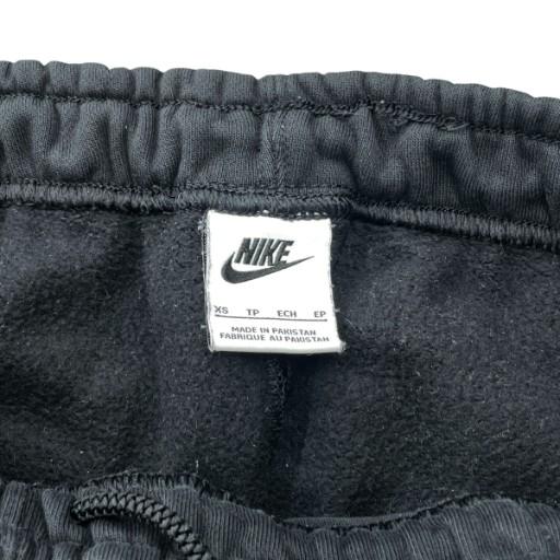 STUSSY× NIKE ロゴ刺繍 パーカー パンツ NIKE公式】ナイキ x ステューシー 'Apparel Collection' . Nike