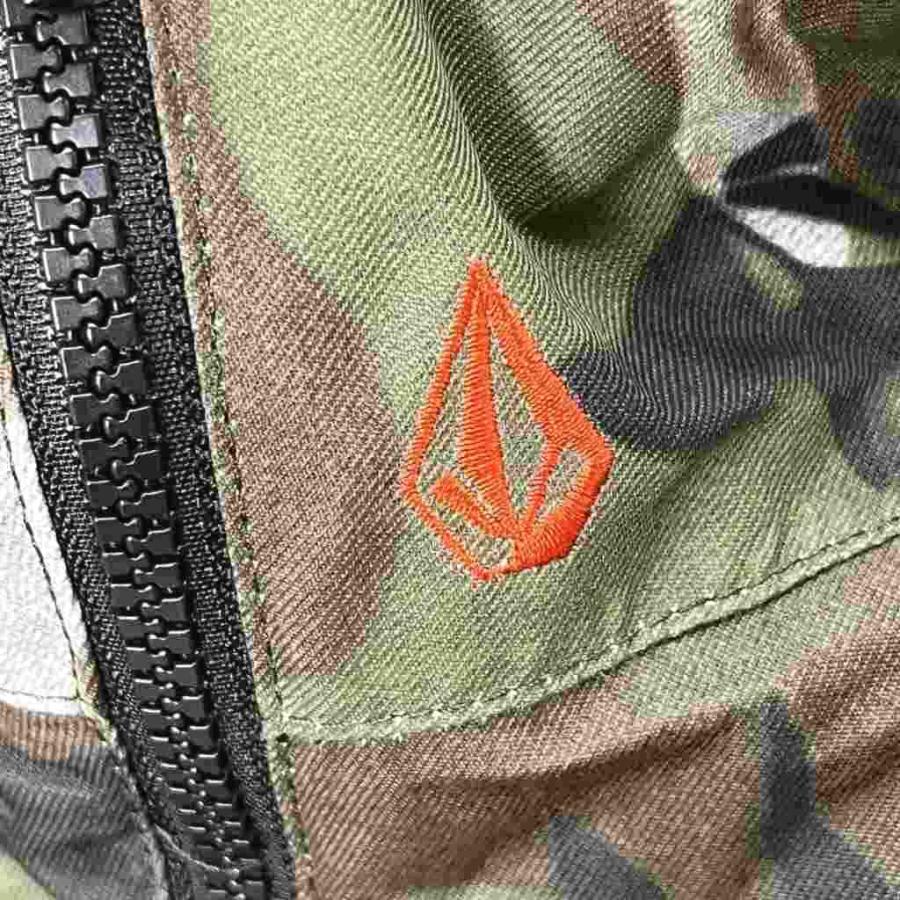 VOLCOM ボルコム　スノーウェア　メンズ　XL 迷彩　スノボー ボルコム VOLCOM 迷彩柄 スノージャケット アウター フーディー