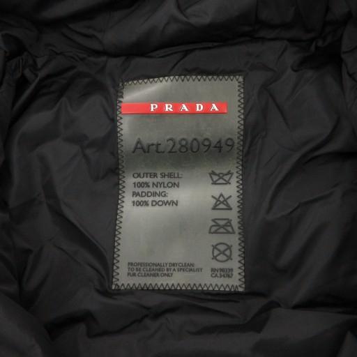 PRADA SPORT（プラダスポーツ） ダウンジャケット ジップアップ