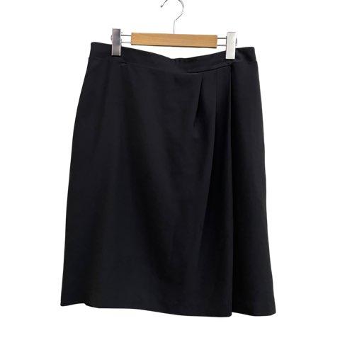 23区（ニジュウサンク） オンワード樫山 スカートスーツ フック留ノー