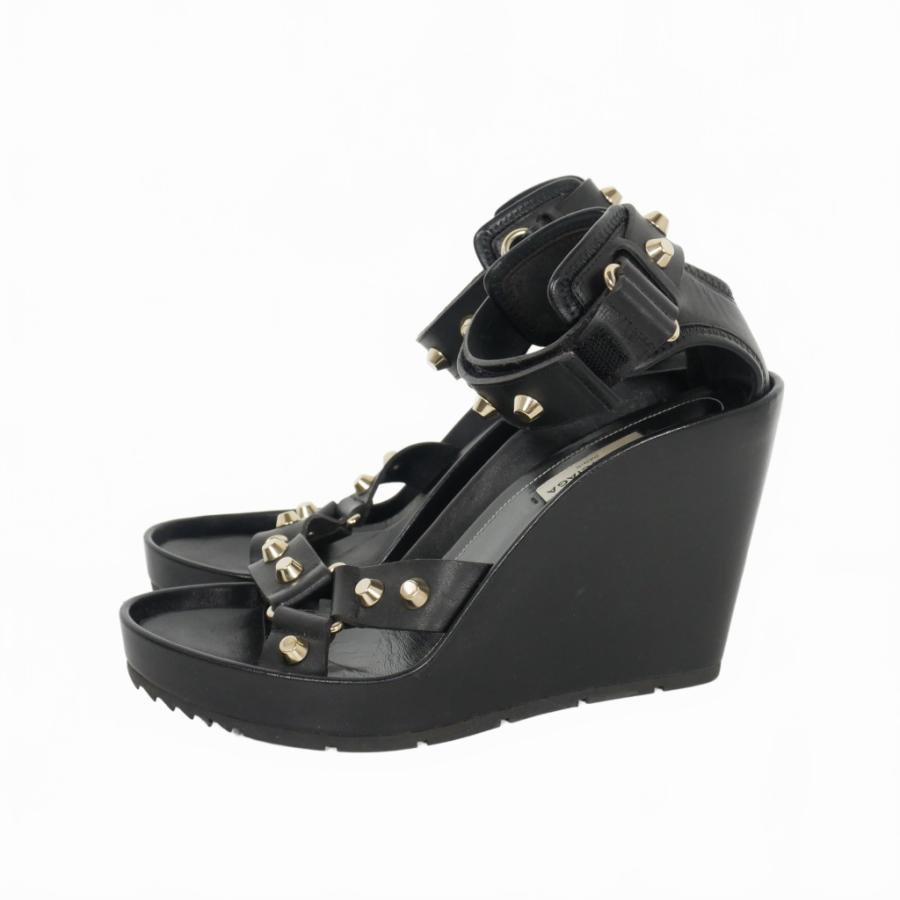 BALENCIAGA（バレンシアガ） ストラップ スタッズ ウェッジ レザー