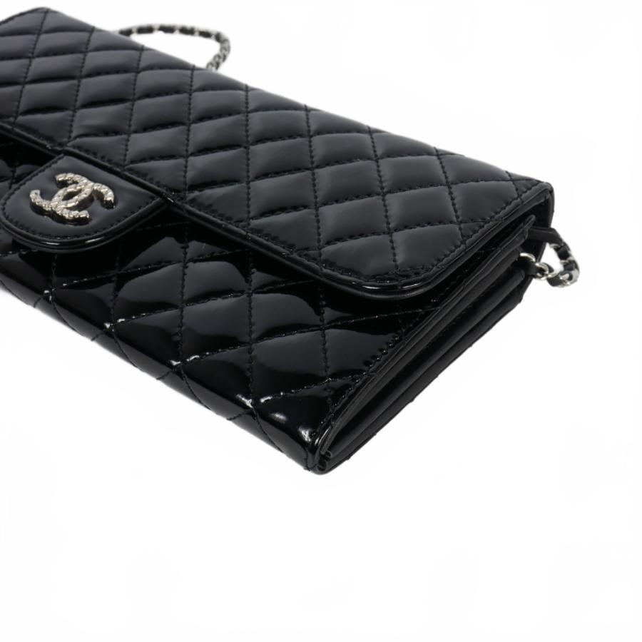 シャネル CHANEL マトラッセ パテントレザー チェーンウォレット