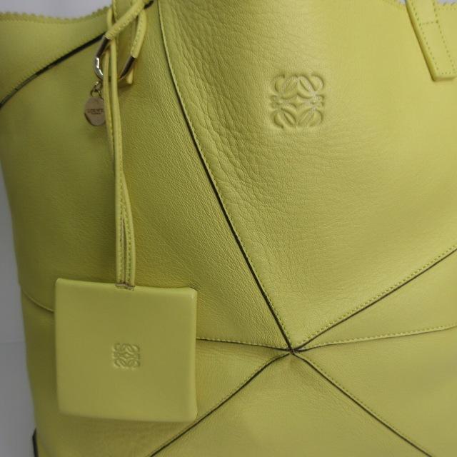 LOEWE オリガミ　アナグラム トートバッグ　レザー イエローグリーン ロゴ LOEWE オリガミ アナグラム トートバッグ レザー イエロー