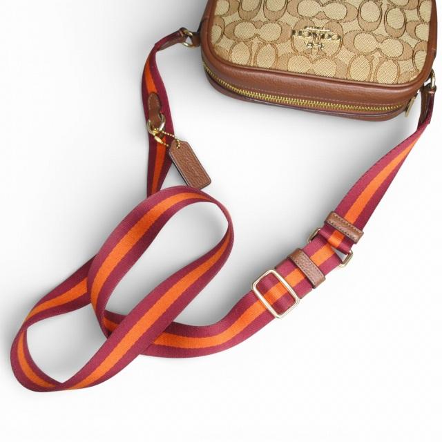 COACH（コーチ） 美品 ミニ ジェイミー カメラ バッグ シグネチャー