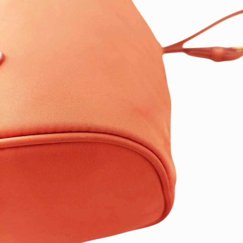PRADA プラダ Re-Nylon ポーチ 巾着バッグ ハンドバッグ PRADA プラダ Re-Nylon ポーチ 巾着バッグ ハンドバッグ