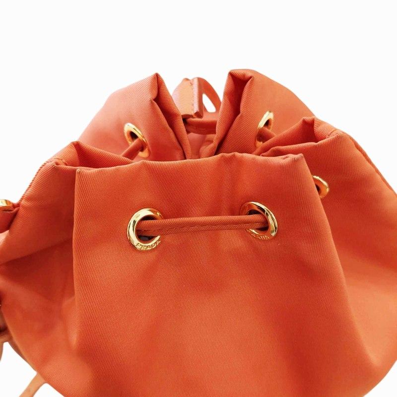 PRADA プラダ Re-Nylon ポーチ 巾着バッグ ハンドバッグ PRADA プラダ Re-Nylon ポーチ 巾着バッグ ハンドバッグ
