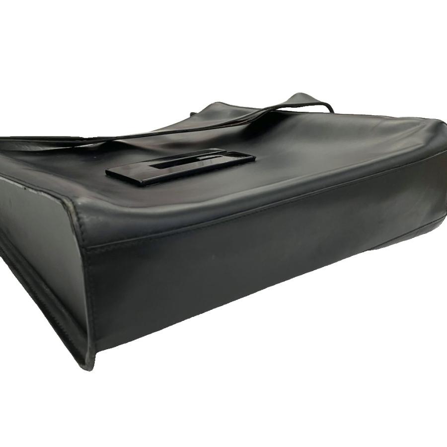 【最終値下げ】GUCCI　ワンショルダーバッグ　Gロゴ　レザー　フォーマル GUCCI グッチ ワンショルダーバッグ 肩掛けカバン Gロゴ