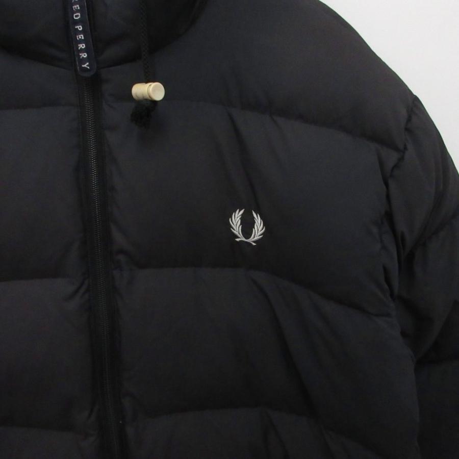 FRED PERRY（フレッドペリー） ダウンジャケット ダウンコート フード
