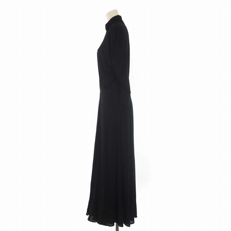PRADA プラダ 23SS 三角プレート ロングワンピース 五分袖 PRADA プラダ 23SS 三角プレート ロングワンピース 五分袖