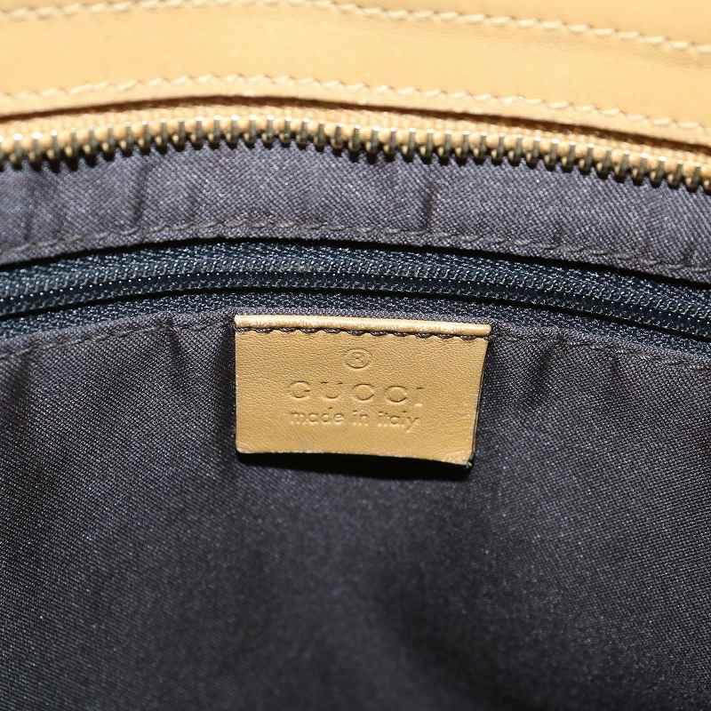 GUCCI（グッチ） ショルダーバッグ 斜め掛け GG柄 ロゴ キャンバス