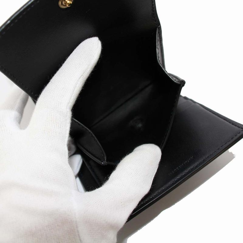 CELINE（セリーヌ） トリオンフ 三つ折り財布 レザー ゴールド金具