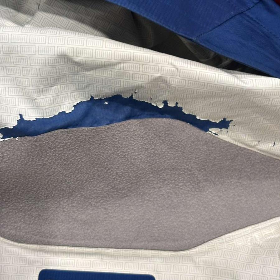 パタゴニア Patagonia マウンテンパーカー フード ジップアップ 長袖