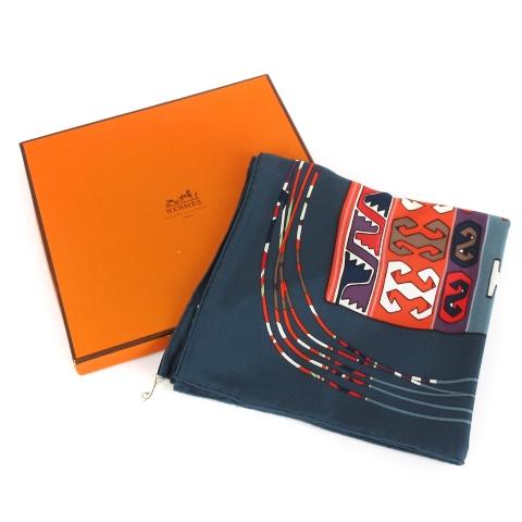 エルメス　スカーフ 90cm 「キリム」柄 HERMES 未使用品 エルメス タグ付き カレ90 KILIM キリム