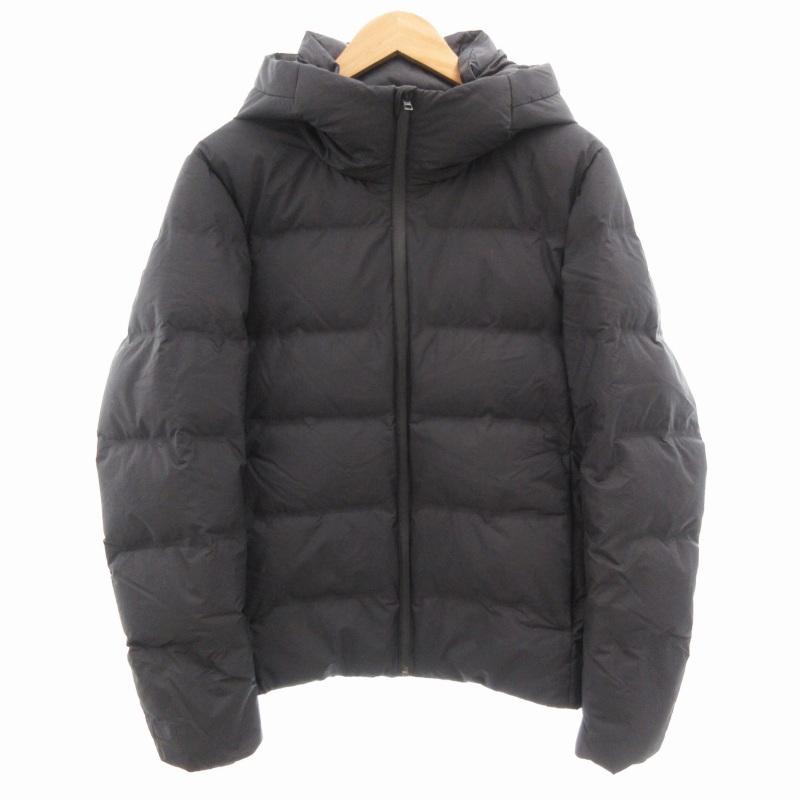 ユニクロ（UNIQLO） シームレスダウンパーカ ジップアップ ナイロン M