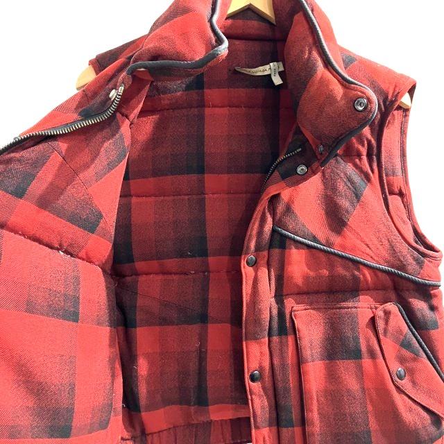 BALENCIAGA バレンシアガ ダウンベスト ジャケット チェック 赤 BALENCIAGA バレンシアガ ダウンベスト ジャケット チェック 赤